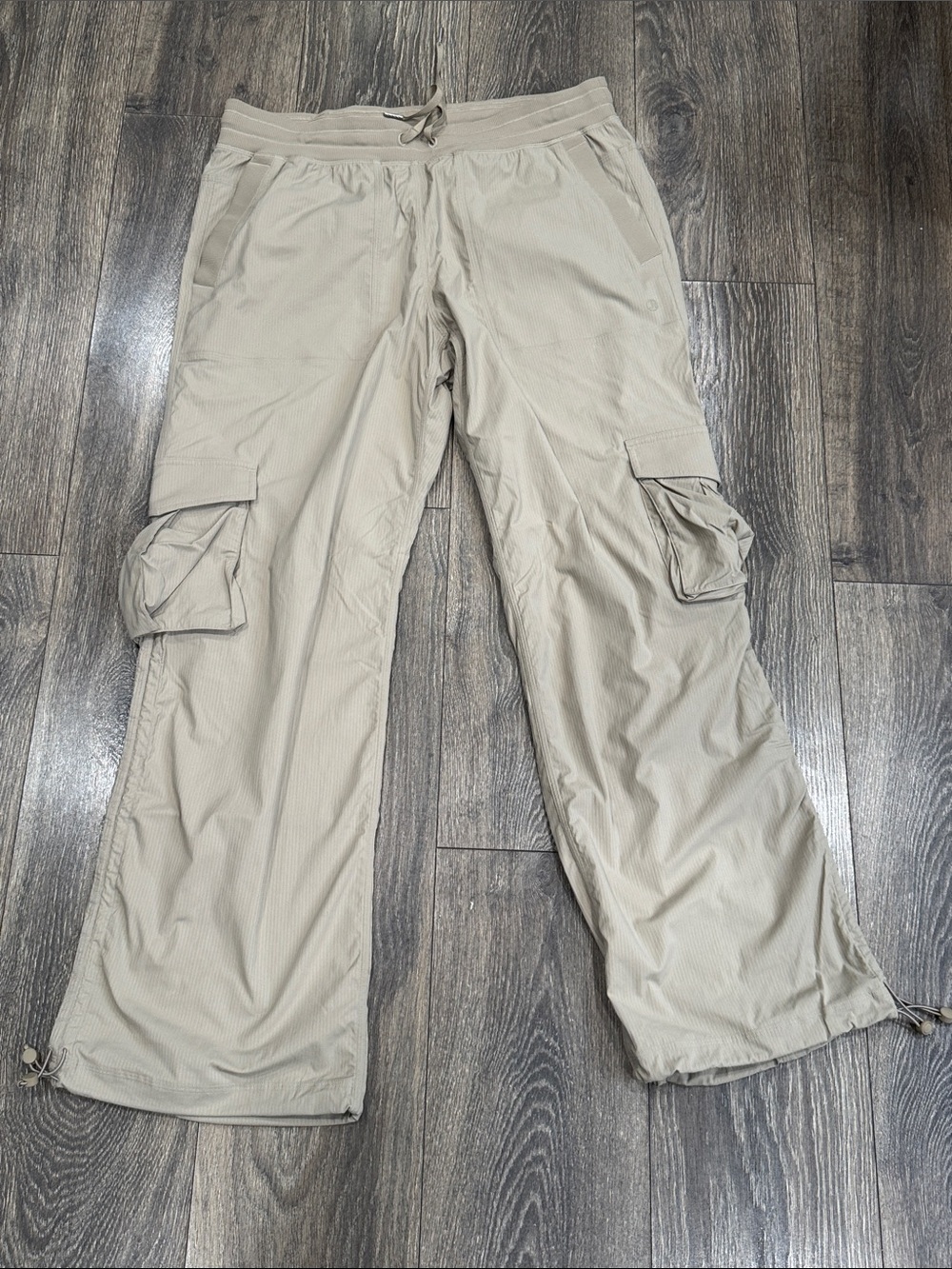 lululemon athletica Dance Studio Cargo